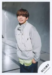 【中古】生写真(STARTO) なにわ男子/長尾謙杜/膝上/シングル「I Wish」MV＆ジャケ写オフショット/公式生写真