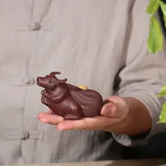 牛 うし 置物 オブジェ レッド 赤 オレンジ オーナメント 紫砂 開運 運気アップ インテリア 玄関 オフィス 寝室 風水 開運 健康運 出世運 家庭運 家内安全 縁起物