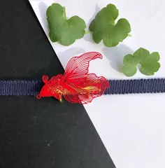 1390　帯留め　帯留　金魚　赤　夏用　粋　おしゃれ　裏貼り　帯締め　帯揚げ　三分紐　レース羽織　半襟　浴衣　兵児帯