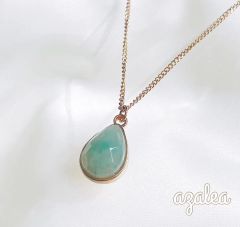 ～天然石　雫型グリーンアベンチュリン～　ネックレス