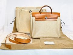 HERMES(エルメス)エールバッグ エールバック　 2WAYリュック　バックパック　ハンドバッグ　アドPM トワルアッシュ　コーティング素材 ライトブラウン×ベージュ　キャメル 刻印　□B　替えバッグ付属 No.2250001300694
