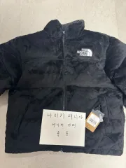 L THE NORTH FACE(ザノースフェイス) ブルサ ベロア Nuptse(ヌプシ) ジャケット 黒のサムネイル