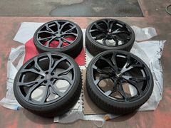 NOVITEC　ノビテック　タイヤホイール４本セット　マセラティ　ギブリ　クアトロポルテ