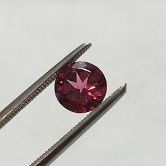 スリランカ産非加熱天然アルマンディンガーネットルース - メルカリ
