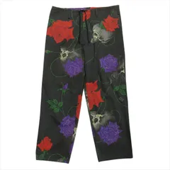 美品 18ss ブラックスキャンダル ヨウジヤマモト BLACK Scandal YOHJI YAMAMOTO スカルローズ パンツ スラックス ワイド 薔薇 骸骨 総柄 ヴィンテージ加工 HW-P99-033 アーカイブ 1 黒 ブラック×マルチ メンズのサムネイル