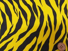 アニマルプリント　タイガー柄 　トラ　虎　チノクロス生地　１１０ｃｍ巾ｘ１００ｃｍサイズ