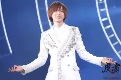 【中古】生写真(ジャニーズ) Travis Japan/七五三掛龍也/ライブフォト・横型・上半身・2Lサイズ/「虎者 NINJAPAN 2020」ステージフォト