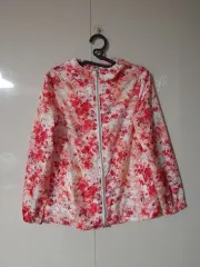 ZARA ガールズ フラワー パータン フード ウィンドブレーカー ジャケット