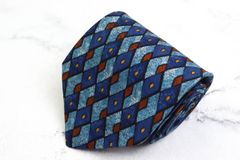 Item thumbnail for item 169ec256-6b0e-4d24-b6eb-30f2d448c1e2