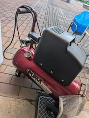 エアーコンプレッサーのサムネイル