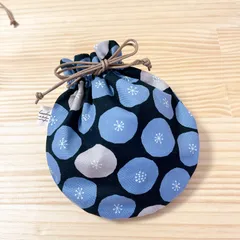 ハンドメイド　巾着　まる巾着　ブラック　ブルーグレーミニあんぱん柄