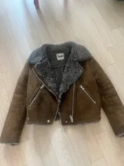 2025年最新】acne ムートンの人気アイテム - メルカリ