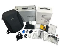 ■ DJI Phantom4 ドローン 収納ボックス付き ホワイト ファントム4 ホビーラジコン 本体 ホワイト