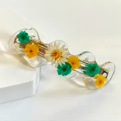 気持ちが明るくなる！お花のバレッタ