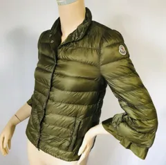 モンクレール　ベージュフリル裾 フード付き ジャケット滝沢眞規子 2025年最新】MONCLER モンクレール フリル付きジャケットの人気