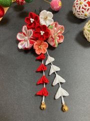 つまみ細工　髪飾り　ちりめん