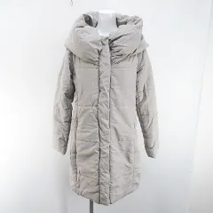 ナイスクラップ NICE CLAUP continuer de NICE CLAUP パデットコート セミロング丈 比翼 灰系 グレー ジップアップ ポケット 裏地 無地のサムネイル