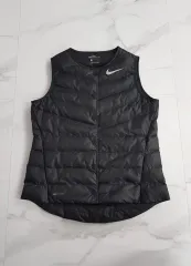 2025年最新】nike エアロロフト ベストの人気アイテム - メルカリ