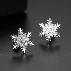 【在庫限り】　雪　シルバー　ピアス　スタッド