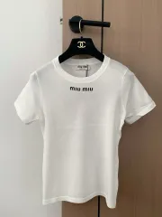 美品］22SS ミュウミュウSPORTS CLUB チビT クロップドシャツ