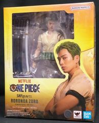 A Netflix Series： ONE PIECE S.H.Figuarts ロロノア・ゾロ フィギュア