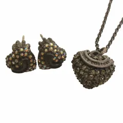 ジューシークチュール JUICY COUTURE 美品 ピアス ネックレス ペンダント 2点セット まとめ ハート モチーフ ロゴ ラインストーン 黒 ブラック 0826 のサムネイル