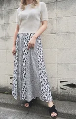 Double Flower Pattern Long Skirt（white）のサムネイル