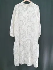 ◇ ⊂ CORNERS コーナーズ 花柄 刺繍デザイン 長袖 ロング ワンピース サイズＭ アイボリー系 レディース E  【1506110001375】
