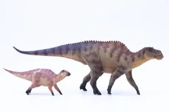 E152◆マイアサウラの赤ちゃん　フィギア　孵化　陶器　恐竜の赤ちゃん　極美品 E152◇マイアサウラの赤ちゃん フィギア 孵化 陶器 恐竜の