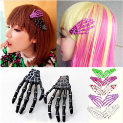 ヘアクリップ レディース 手 ヘアアクセサリー ヘアアクセ コスプレ ハロウィーン かわいい オシャレ パーティ 11色 単品 骸骨 ゾンビ 仮装 衣装 子供 キッズ ダンス ステージ 撮影 発表会 簡単 小物 雑貨 原宿 セクシー イベント 映え ek6-7