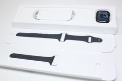 Apple Watch Series 7/GPS/41mm/A2473〈MKMX3J/A〉④