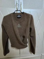 2025年最新】ヴィヴィアンウエストウッド 長袖の人気アイテム - メルカリ 