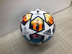 【adidas】サッカーボール４号球AF4401SP
