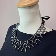 つけ襟風パールネックレス【ダイヤ柄パールグレー】