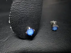 ホワイトオパール　スカイブルー   マグネット  イヤリング(ピアス風)