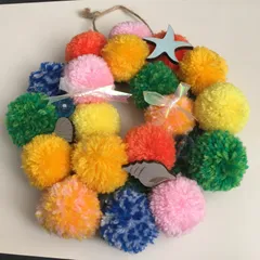 アートポンポンリース　一点物／ハンドメイド 直径約28㎝ アートポンポンリース 一点物／ハンドメイド 直径約28㎝ 【公式通販】