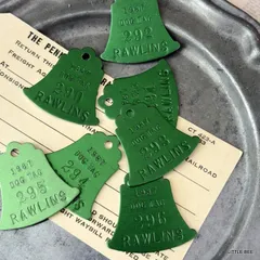 585・R-2020　ヴィンテージ　ライセンスタグ 　ドックタグ　1987年　 ヴィンテージ　ドッグタグ　ヴィンテージタグ　ネコ　ヴィンテージ 　レア　アクセサリー　首飾り　キーホルダー　ナンバータグ　アメリカタグ　アメリカ雑貨　直輸入