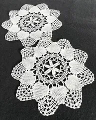 北欧 美しい レース編み ドイリー 2枚セット ヴィンテージ ホワイト