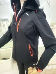 プーマ ブラック フーディー ウィンドブレーカー セット