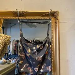 ＠　アレキサンダーリーチャン　Alexander Lee chang　アレクサンダーリーチャン キメラ　怪獣　エコバッグ　ハンドバッグ　花柄　ボタニカル　妖怪　BAG　かばん　鞄