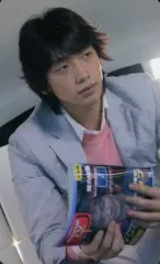 【中古】コレクションカード(男性) RAIN(ピ)/上半身・衣装グレー・ピンク・両手本・目線右/PSP専用ソフト「RAIN WONDER TRIP」(通常盤)(ULJS 00073))特典フォトカード