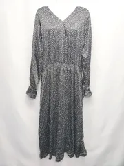 ◇ ◎ ●未使用● Θ ONEARTH ドット 水玉柄 長袖 ロング丈 フレア ワンピース サイズ3L ブラック レディース E  【1506180013278】