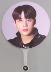 2025年最新】ateez うちわの人気アイテム - メルカリ