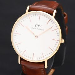 ☆DW ダニエルウエリントン 稼動品 新品ベルト付 20265末電池交換済 美 