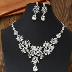 2点セット☆ネックレス & ピアス or イヤリング　シルバー ウェディングアクセサリー  花嫁 キラキラ ジルコニア クリスタル 前撮り 誕生日 クリスマス プレゼント