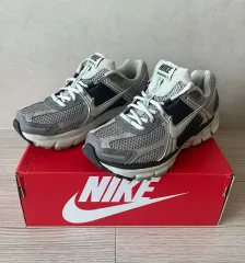 ナイキ ズーム ボメロ 18 メンズ28.5㎝　中古美品 pickupjapan_20032003001977942
