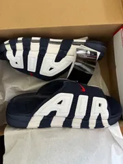 NIKE エアモアアップテンポ　サンダル