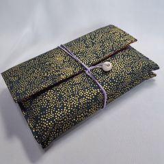 No.5001　2冊収納可能　御朱印帳ケース　仕切り　ポケット付　モスグリーン　ゴールド　ドット　母の日