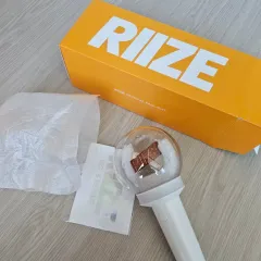 RIIZE ペンライト ホワイト 美品 2025年最新】RIIZE ペンライトの人気アイテム - メルカリ