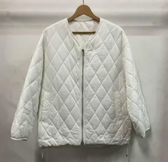 23区 ノーカラージャケット 中綿 キルティング リバーシブル  サイズ38 ナイロン100% ホワイト 中国製 ポケット 汚れあり